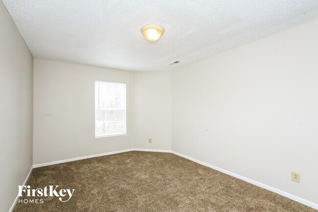 Building Photo - 12164 E 141st St