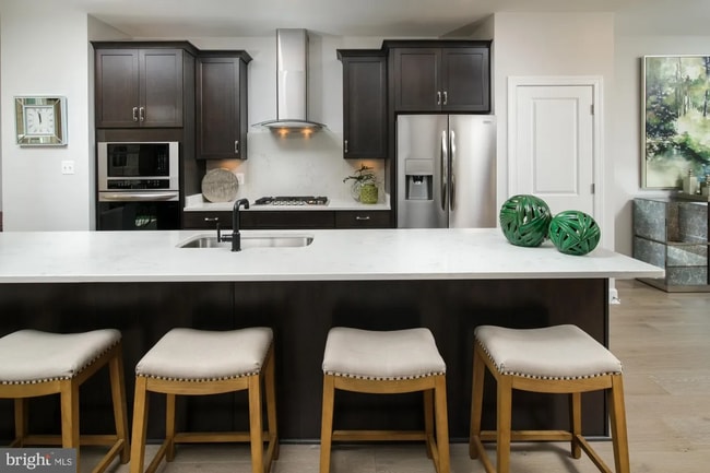 Building Photo - Gorgeous Open Concept 3 Bed 3.5 Bath Rental in Hanover