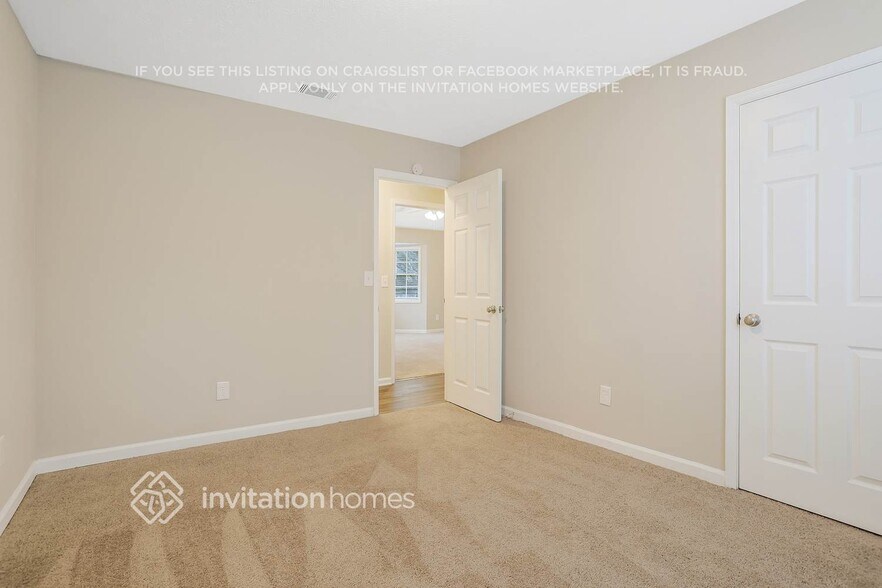 Building Photo - 4912 Fenbrook Dr