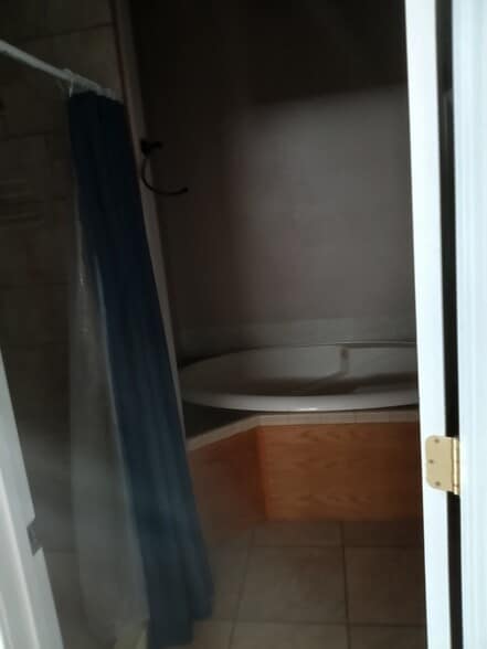 Building Photo - 299 Altarest Ave