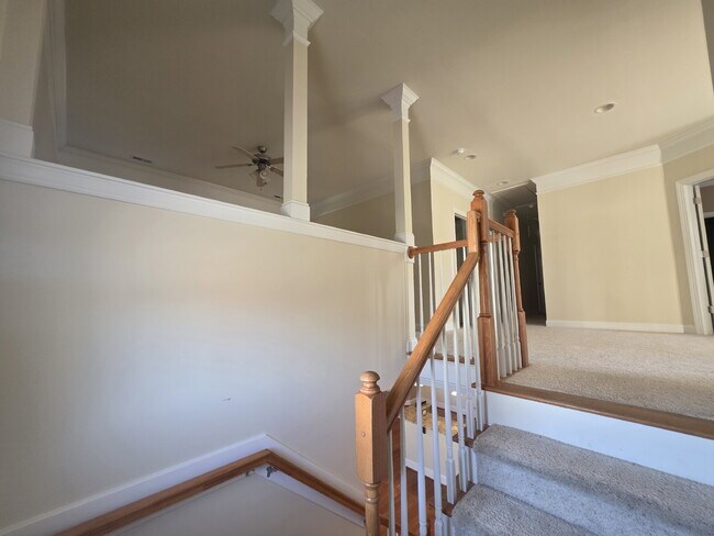 Building Photo - Spacious 4-Bedroom Home for Rent in Kings Grant Fayetteville – 15 Minutes from Fort Bragg