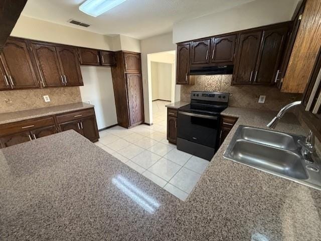 Building Photo - 516 St James Dr