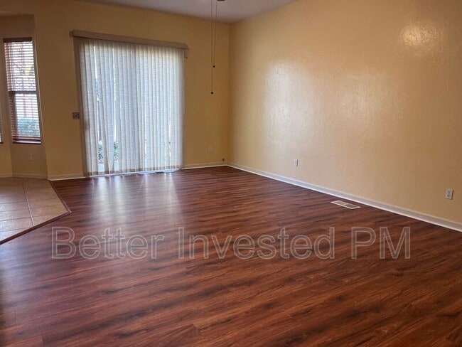 Building Photo - 2423 Guerneville Rd