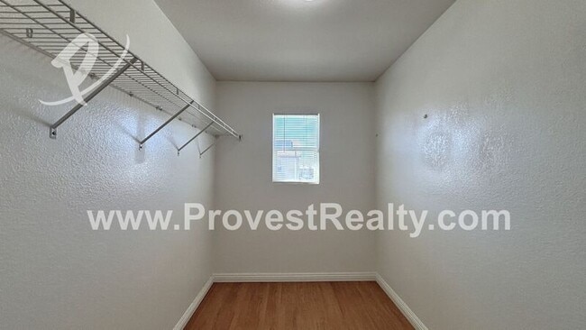 Building Photo - 15142 Foal Ct