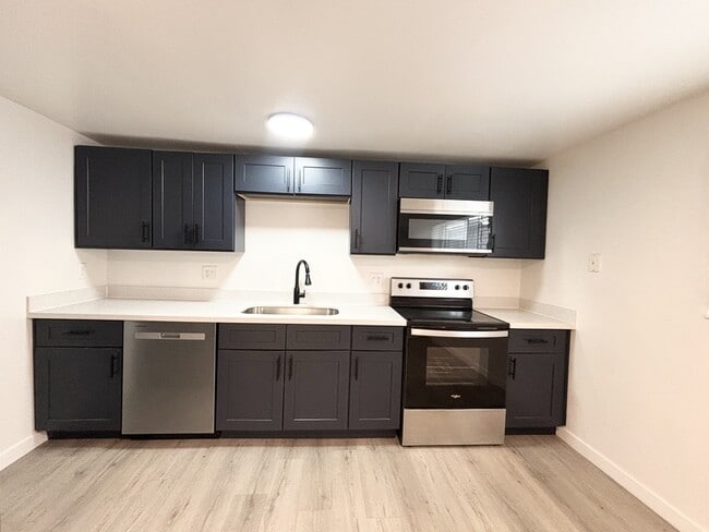 Building Photo - 1403 S 300 E