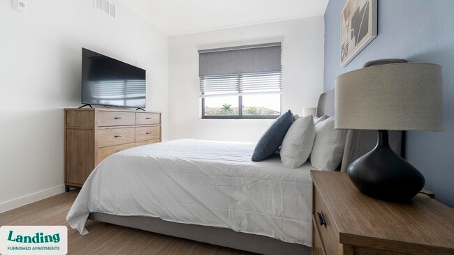 Building Photo - 7301 Lake Bank Lp