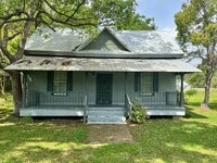 Building Photo - 1040 Seaboard Ave