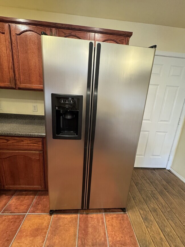 Building Photo - A Cozy 2 bed/ 2 bath home in the heart of Yuma!