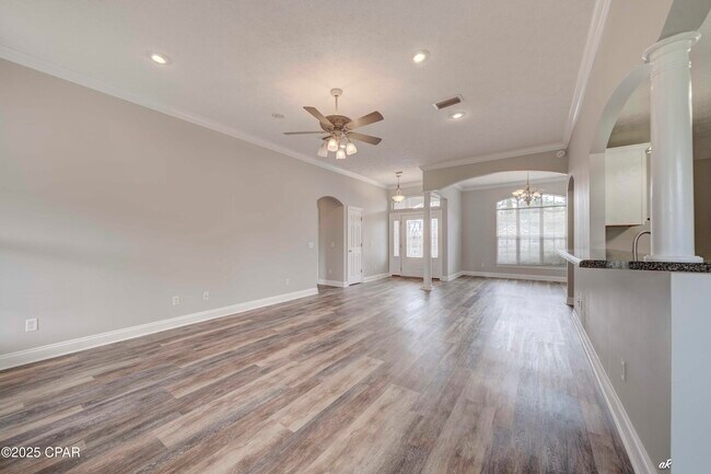 Building Photo - 415 Hidden Island Dr