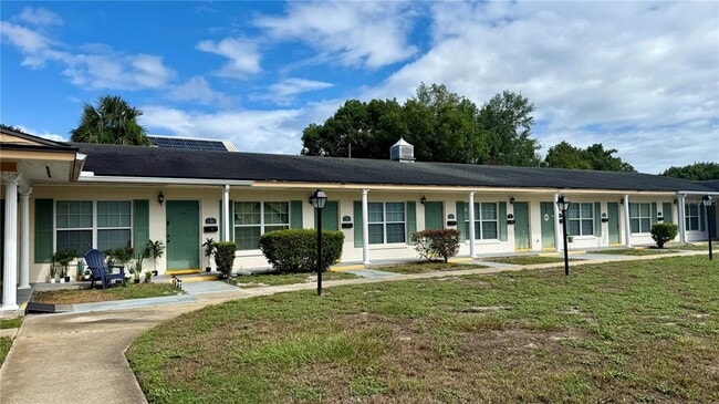 Primary Photo - 107 Perkins St