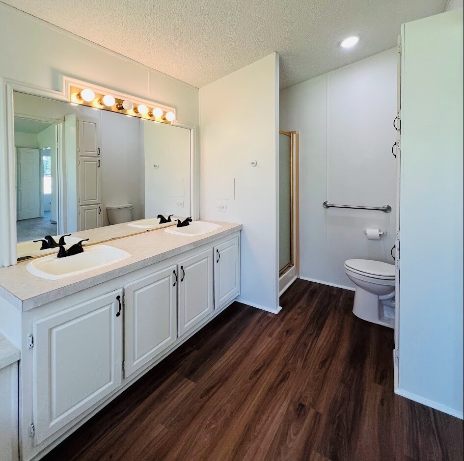 Building Photo - 127 County Road 3816