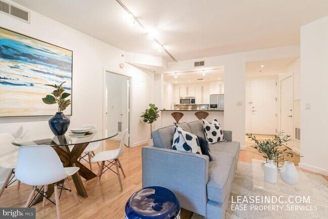 Building Photo - 1300 13th St NW