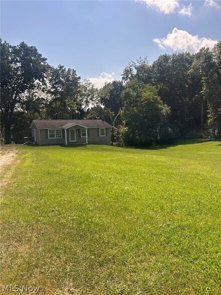 Building Photo - 70431 Long Run Rd