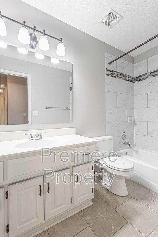 Building Photo - 14651 W 141st Dr