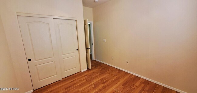 Building Photo - 1630 W Gentle Brook Trail