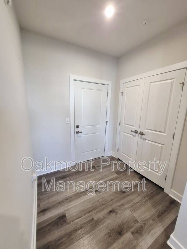 Building Photo - 3700 Maze Runner Dr