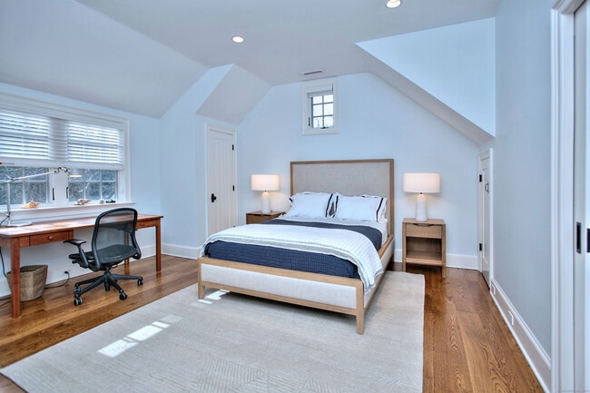 Building Photo - 15 Catamount Rd