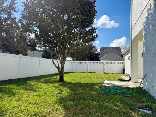 Building Photo - 6060 Roseate Spoonbill Dr