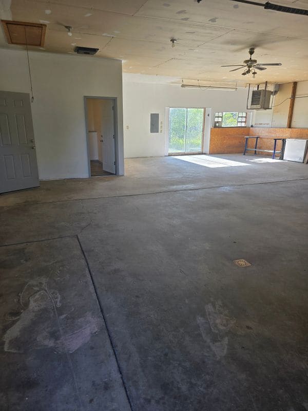 Building Photo - 8920 W 30 Rd