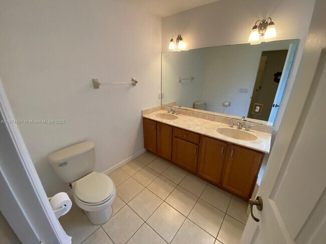 Building Photo - 6432 Las Palmas Way