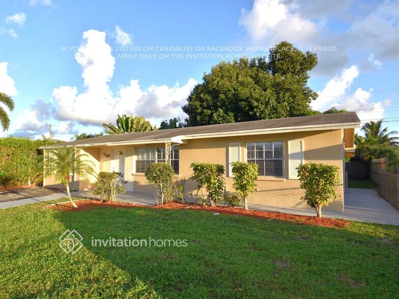 Primary Photo - 3675 Gull Rd
