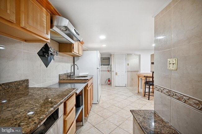 Building Photo - 4221 16th St NW