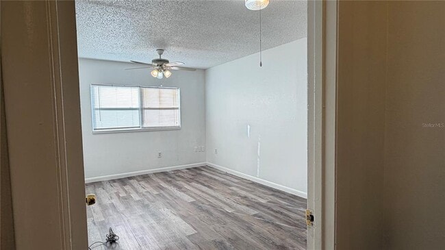 Building Photo - 1905 Park Manor Dr