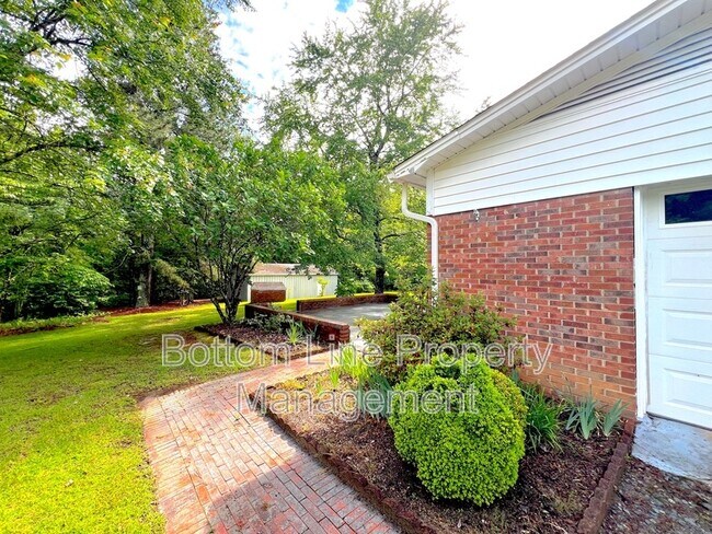 Building Photo - 186 Niven Rd