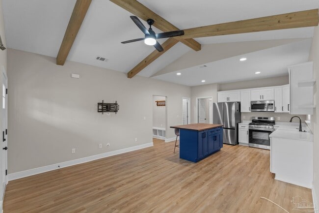 Building Photo - 8553 Sonnyboy Ln