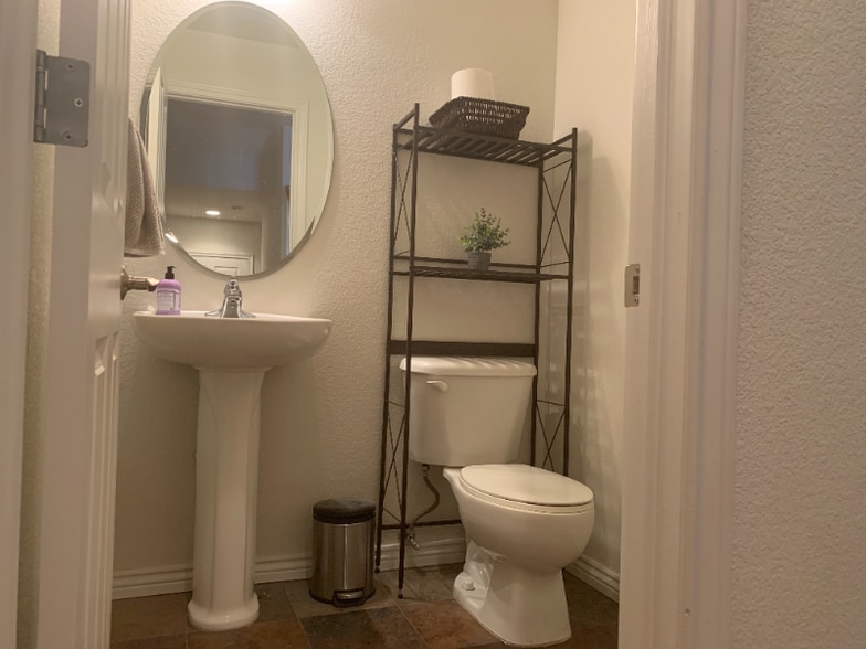 Building Photo - 440 Laramie Blvd