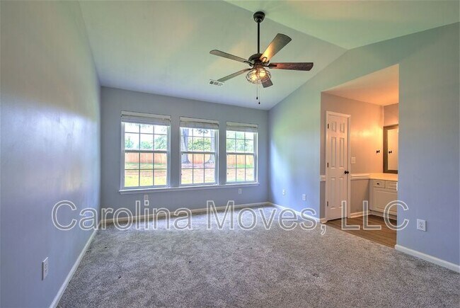 Building Photo - 17 Woolridge Way