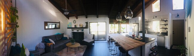 Building Photo - Longwood (The Springs) - 2 Bedroom, 1 Bathroom - $1,795.00