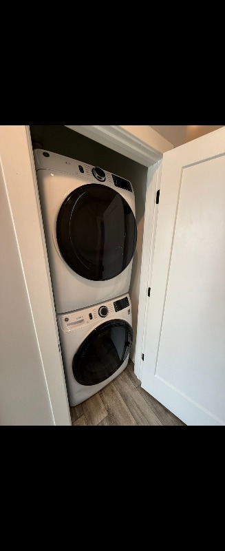 Building Photo - 420 Breezewood Dr