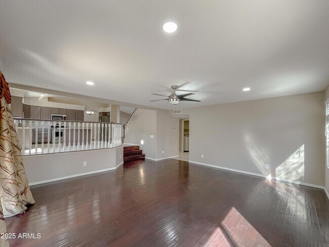 Building Photo - 1615 W Enfield Way