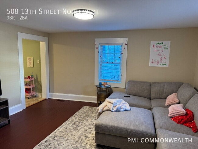 Building Photo - 508 13th St NW