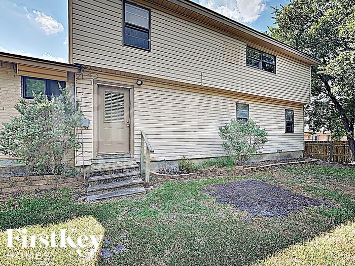 Building Photo - 13630 Onyx Ln