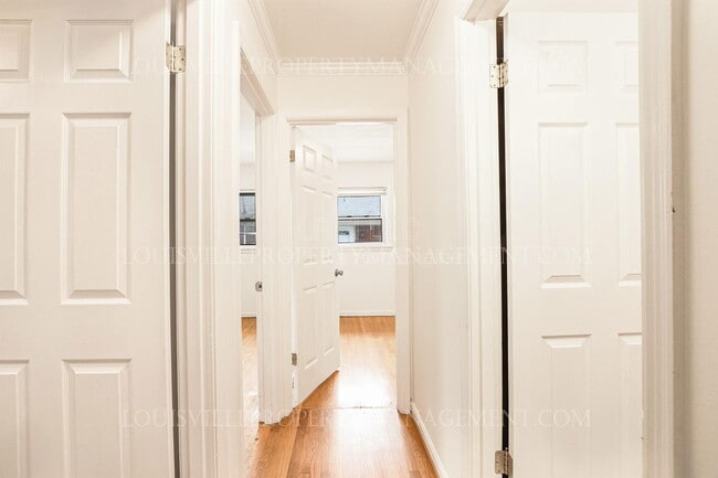 Building Photo - 7610 Norwich Blvd