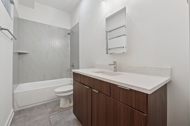 Building Photo - The Biggest & Most Private Apartment in th...