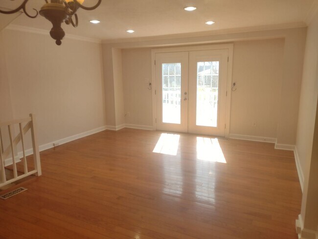 Building Photo - Beautiful Home for Rent