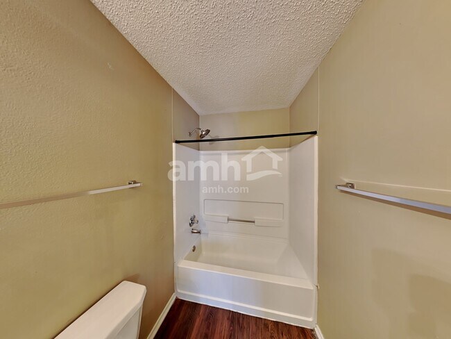 Building Photo - 9651 Arcadia Creek
