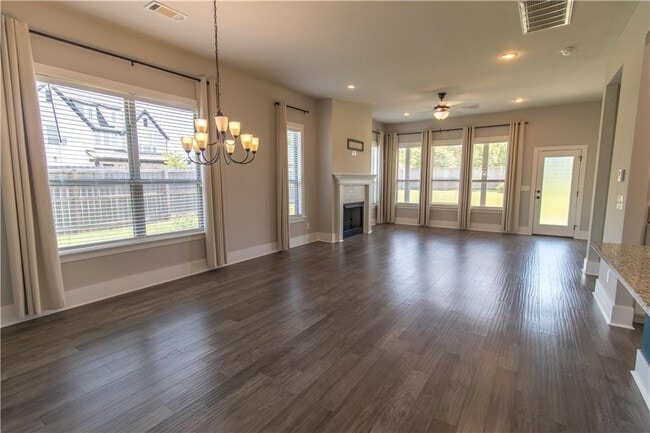 Building Photo - 1431 Cave Stream Dr