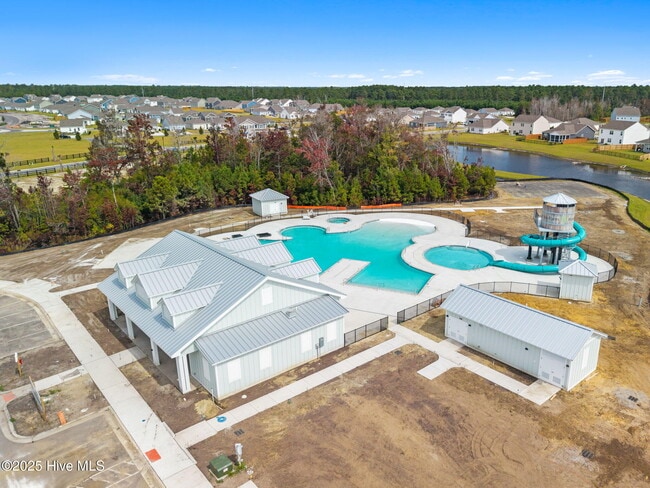 Building Photo - 11 Bonaparte St
