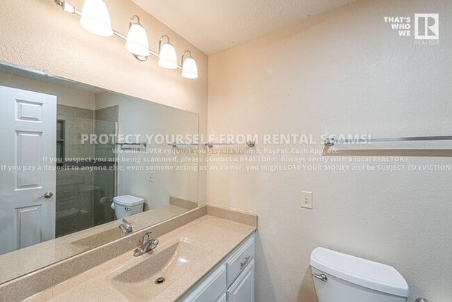 Building Photo - 41 Melinda Ln