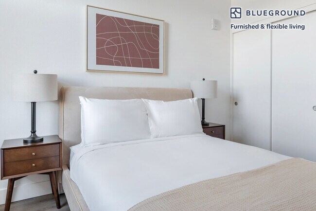 Building Photo - 261 El Camino Real