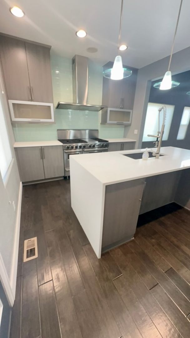 Building Photo - Gorgeous Former Model 4BD Ranch Home | Upg...