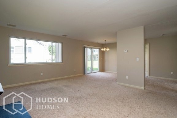 Building Photo - 104 Falcon Ridge Way N