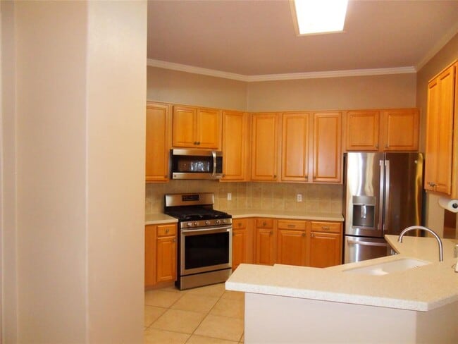Building Photo - 524 Carismatic Ln