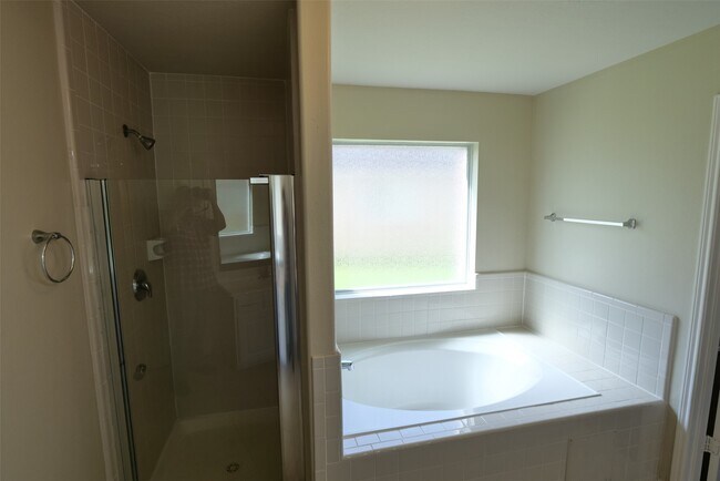 Building Photo - 24731 Cobble Canyon Ln