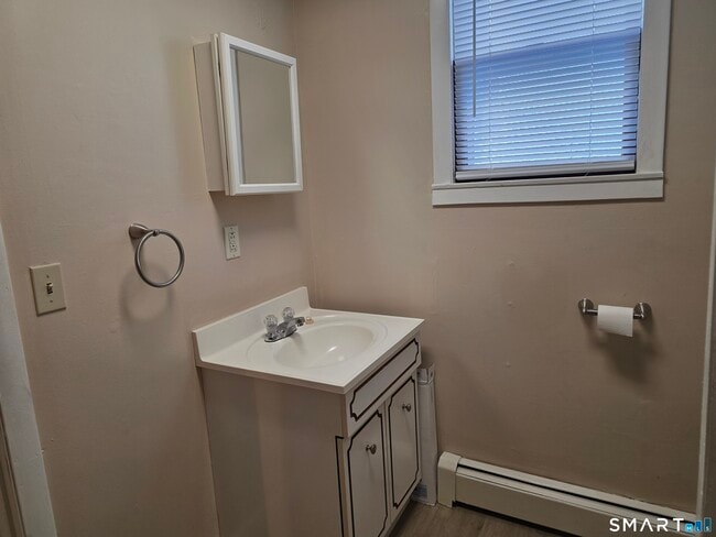 Building Photo - 41 Baltic St