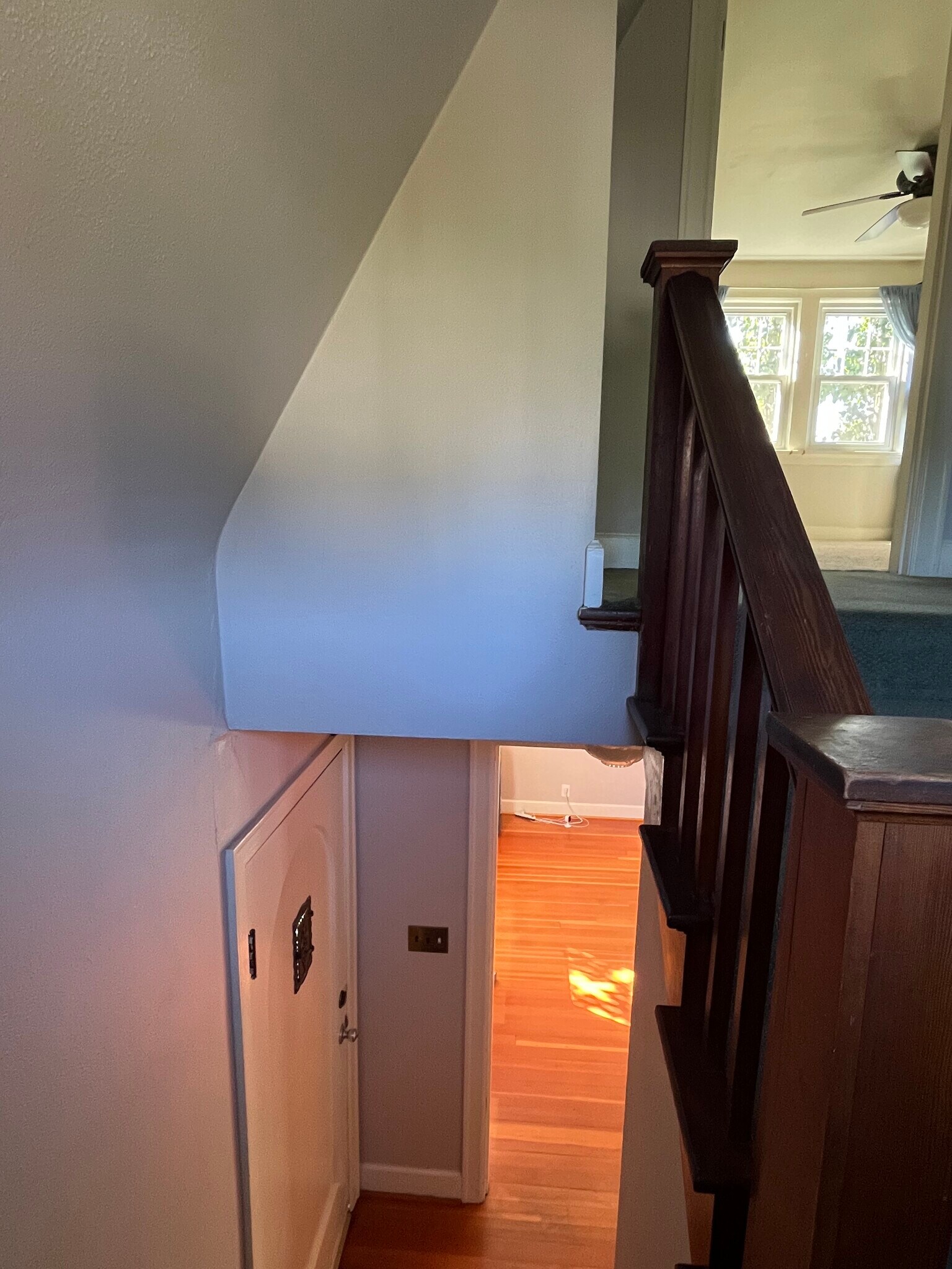 Stairway & front door - 915 John Adams St